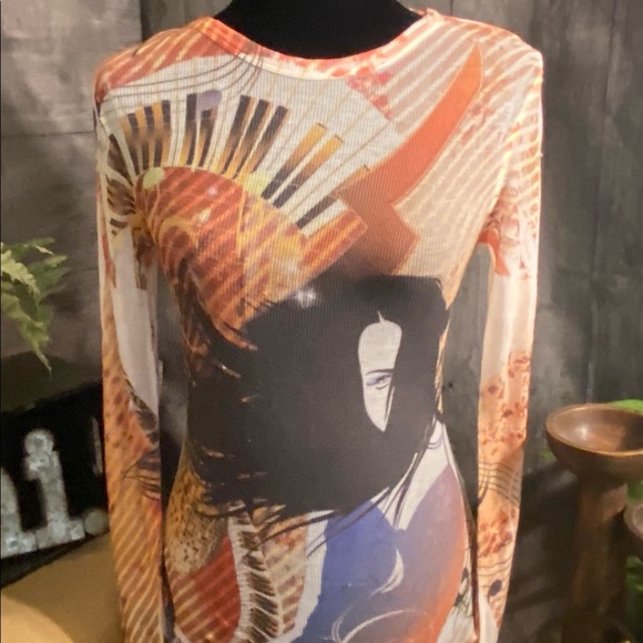 NWOT BAB Retro Fitted Tee With 90’s Print. Size M - Picture 1 of 3